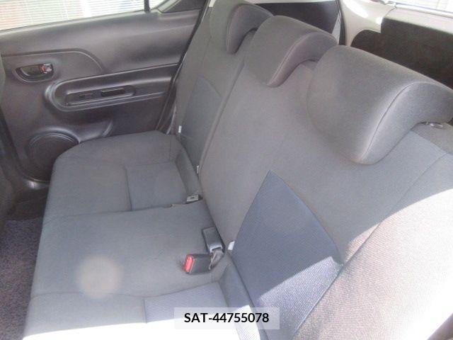 Toyota AQUA 2019-03 291883-5