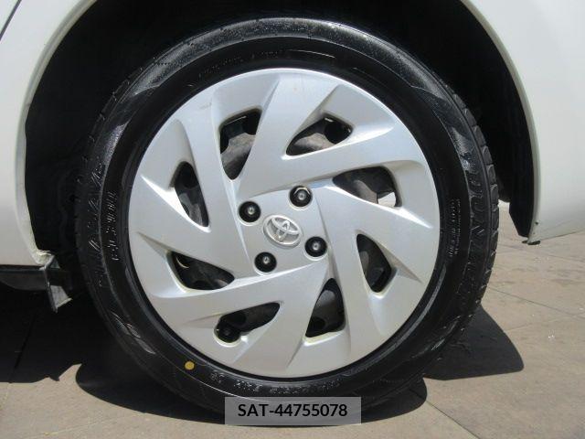 Toyota AQUA 2019-03 291883-7
