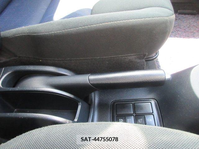 Toyota AQUA 2019-03 291883-15