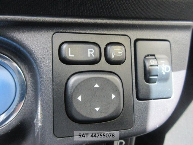 Toyota AQUA 2019-03 291883-17
