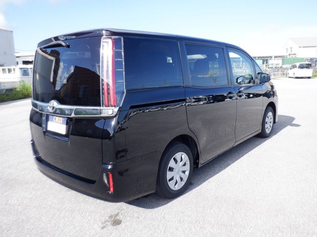 Toyota NOAH 2020-07 6173-2