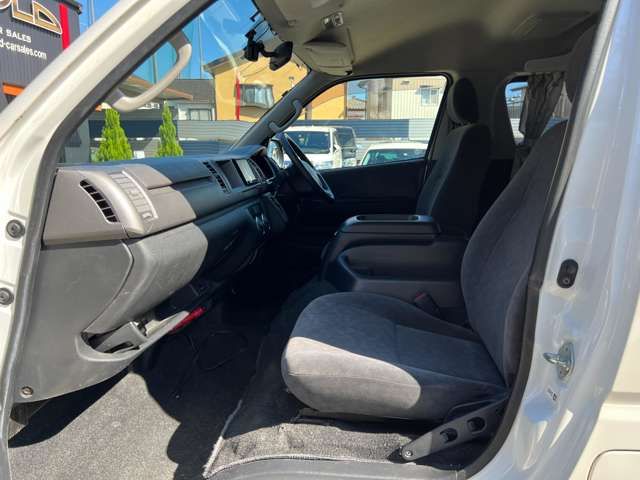 Toyota HIACE WAGON 2011-03 20308-9