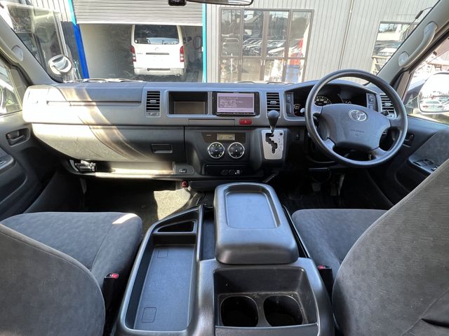 Toyota HIACE WAGON 2011-03 20308-21
