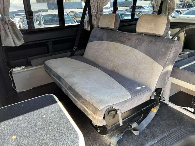 Toyota HIACE WAGON 2011-03 20308-10