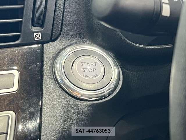 Nissan FUGA 2010-06 270705-17