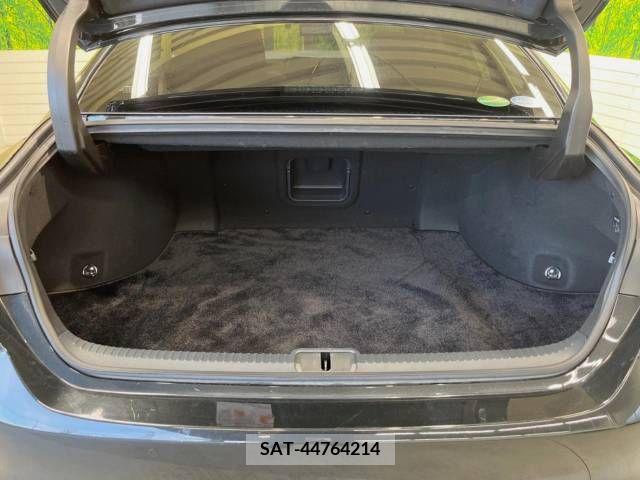 Lexus ES 2019-08 387917-10