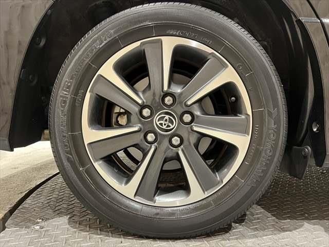 Toyota VOXY 2018-10 189005-16