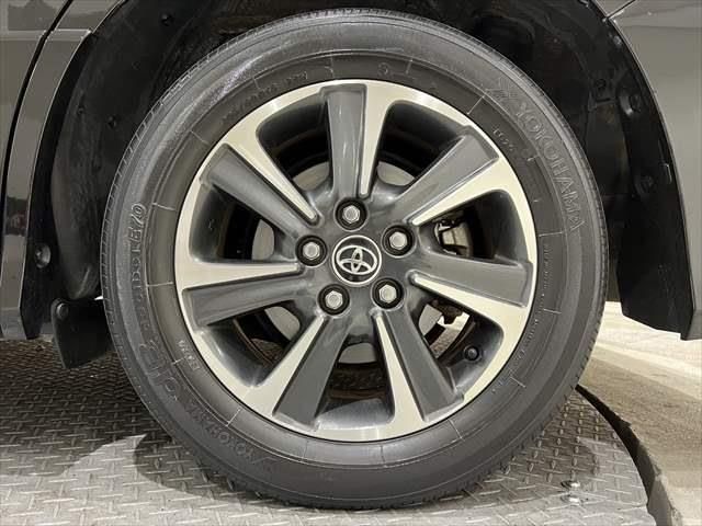Toyota VOXY 2018-10 189005-15