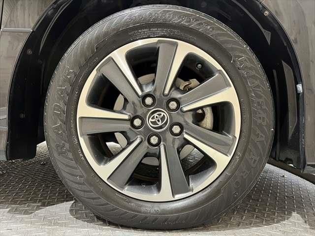 Toyota VOXY 2018-10 189005-17