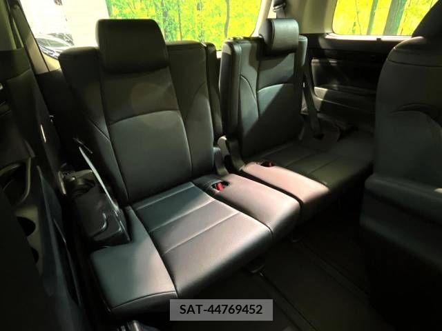 Toyota ALPHARD 2022-09 244592-9