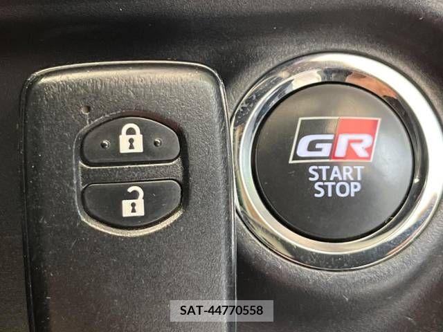 Toyota AQUA 2018-08 292064-7