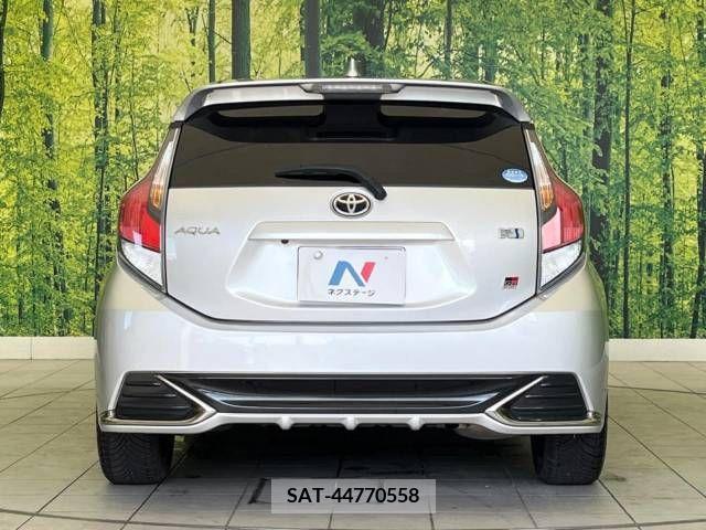 Toyota AQUA 2018-08 292064-15