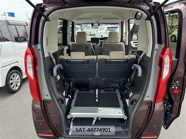 Honda N BOX 2023-05 278431-11