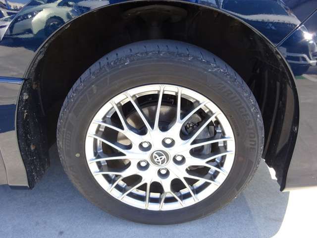 Toyota VOXY HYBRID 2017-08 193337-14