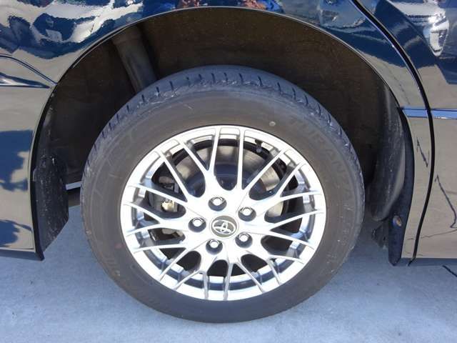 Toyota VOXY HYBRID 2017-08 193337-13