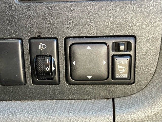 Nissan CUBE 2006-03 10223-22