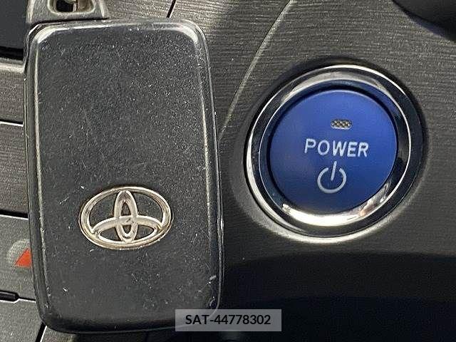 Toyota PRIUS 2013-03 281983-5