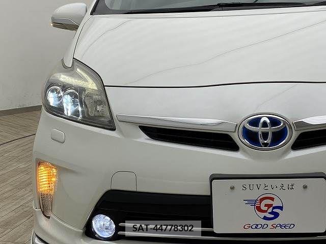 Toyota PRIUS 2013-03 281983-17