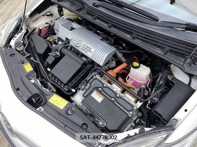 Toyota PRIUS 2013-03 281983-19