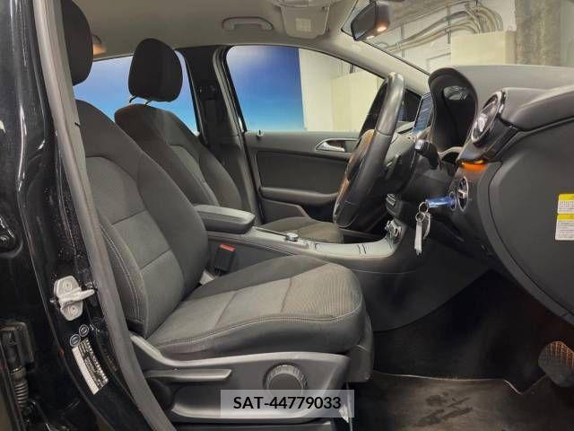 Mercedes Benz B-CLASS 2012-04 216432-8