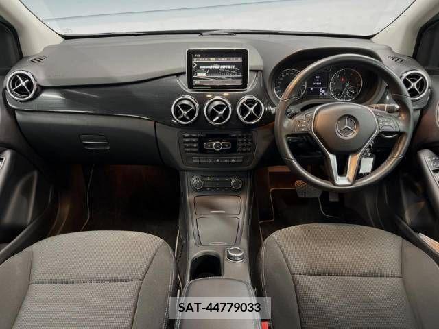 Mercedes Benz B-CLASS 2012-04 216432-1