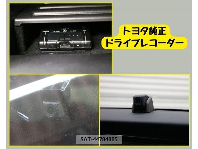 Lexus IS 2019-07 388217-22
