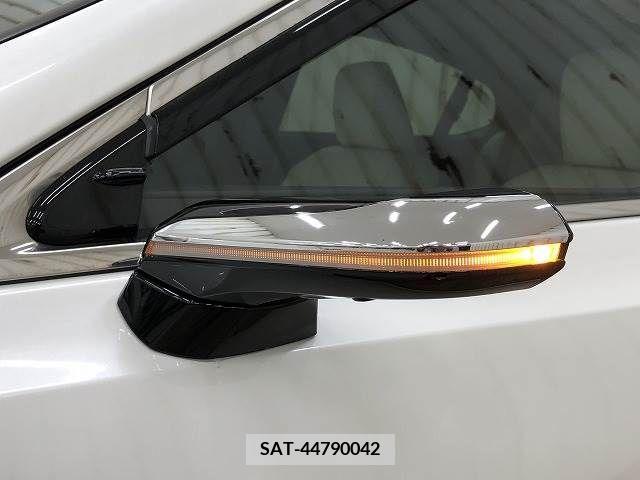 Lexus ES 2019-11 300395-5