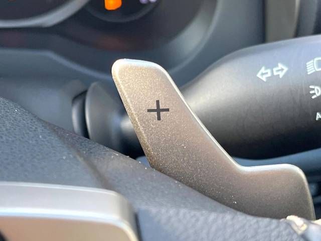 Lexus IS 2019-01 183782-7