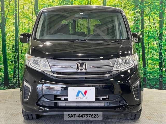 Honda STEP WGN 2016-06 324667-14