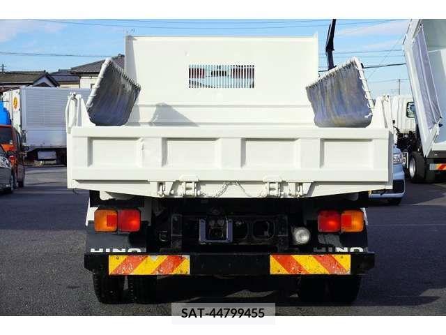 Hino RANGER 2017-08 204654-3