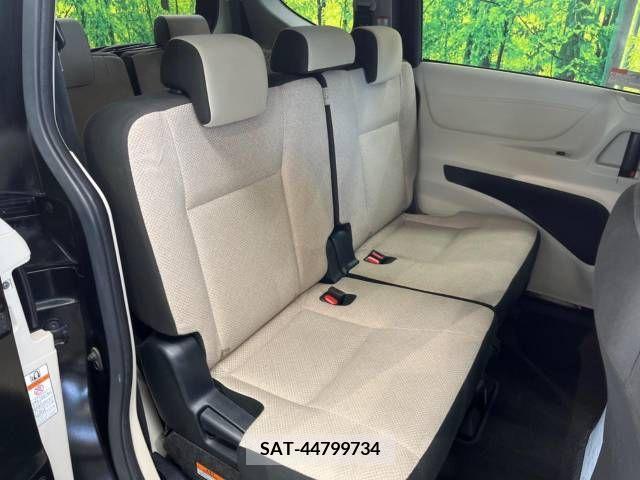 Toyota SIENTA 2018-06 372191-12