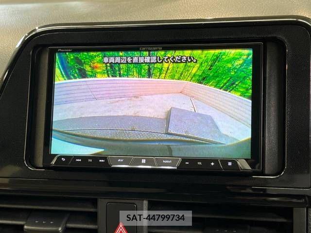 Toyota SIENTA 2018-06 372191-6
