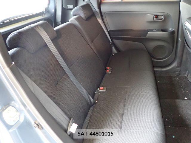 Toyota BB 2006-03 379833-15