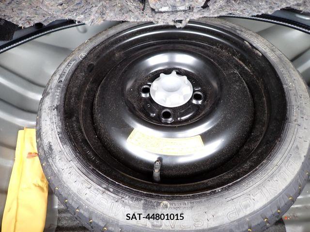 Toyota BB 2006-03 379833-19