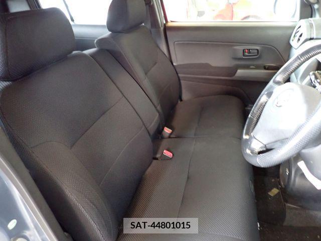 Toyota BB 2006-03 379833-14