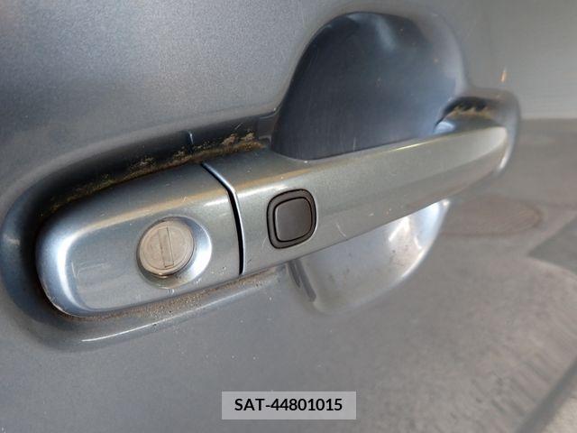 Toyota BB 2006-03 379833-7