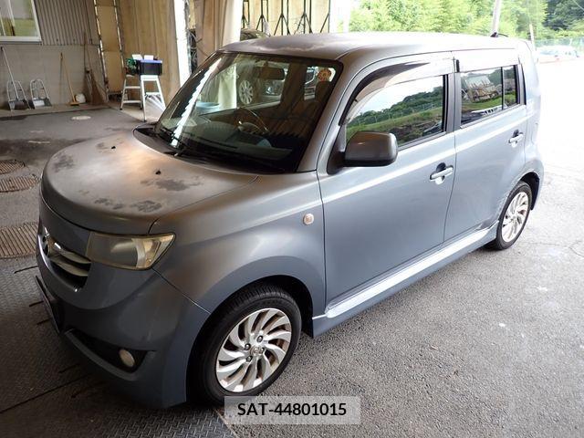 Toyota BB 2006-03 379833-5