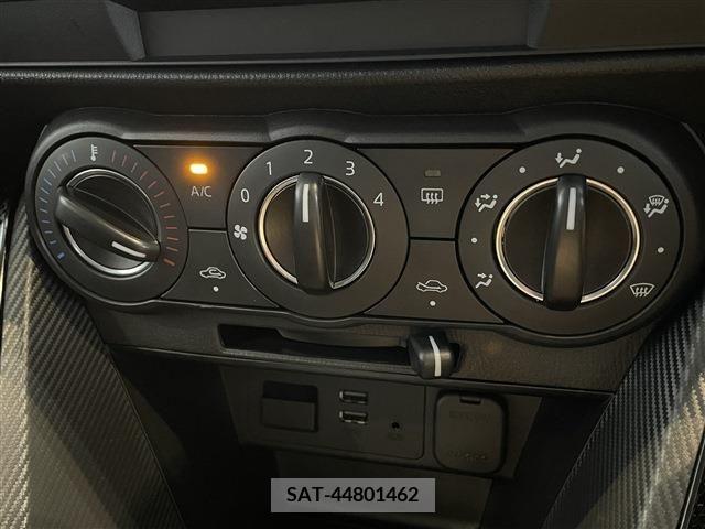 Mazda DEMIO 2019-07 216977-19
