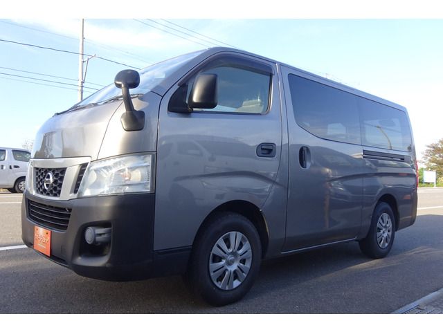 Nissan NV350 Caravan 2014-08 21444-2