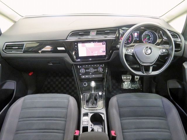 VolksWagen GOLF TOURAN 2018-05 12208-2