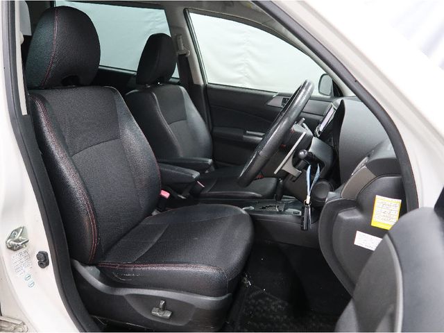 Subaru EXIGA 2013-02 196174-3