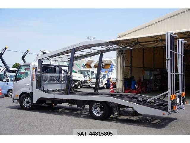 Hino DUTRO 2018-07 359473-6