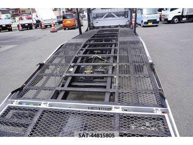 Hino DUTRO 2018-07 359473-19