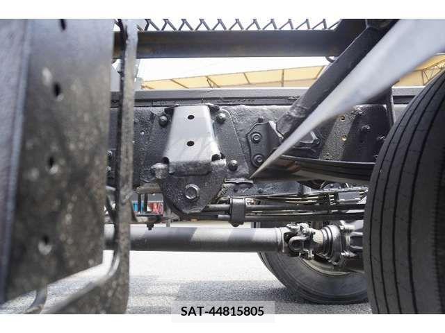 Hino DUTRO 2018-07 359473-9