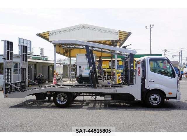 Hino DUTRO 2018-07 359473-4