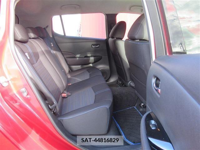 Nissan LEAF 2020-09 206141-4