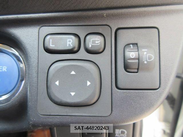 Toyota AQUA 2019-03 260669-17