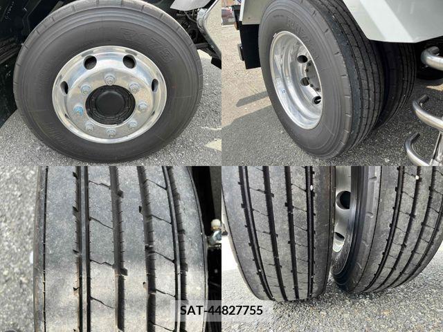 Isuzu FORWARD 2024-05 360524-28