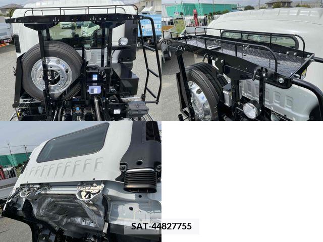 Isuzu FORWARD 2024-05 360524-16