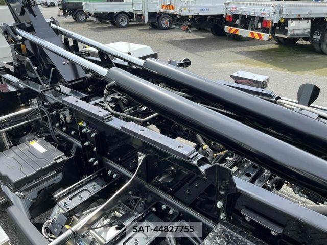 Isuzu FORWARD 2024-05 360524-6